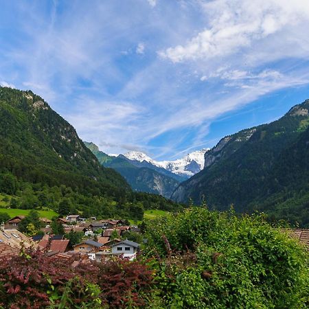 Charming Alpine Retreat By Apartments Capricorn Gsteigwiler Екстериор снимка