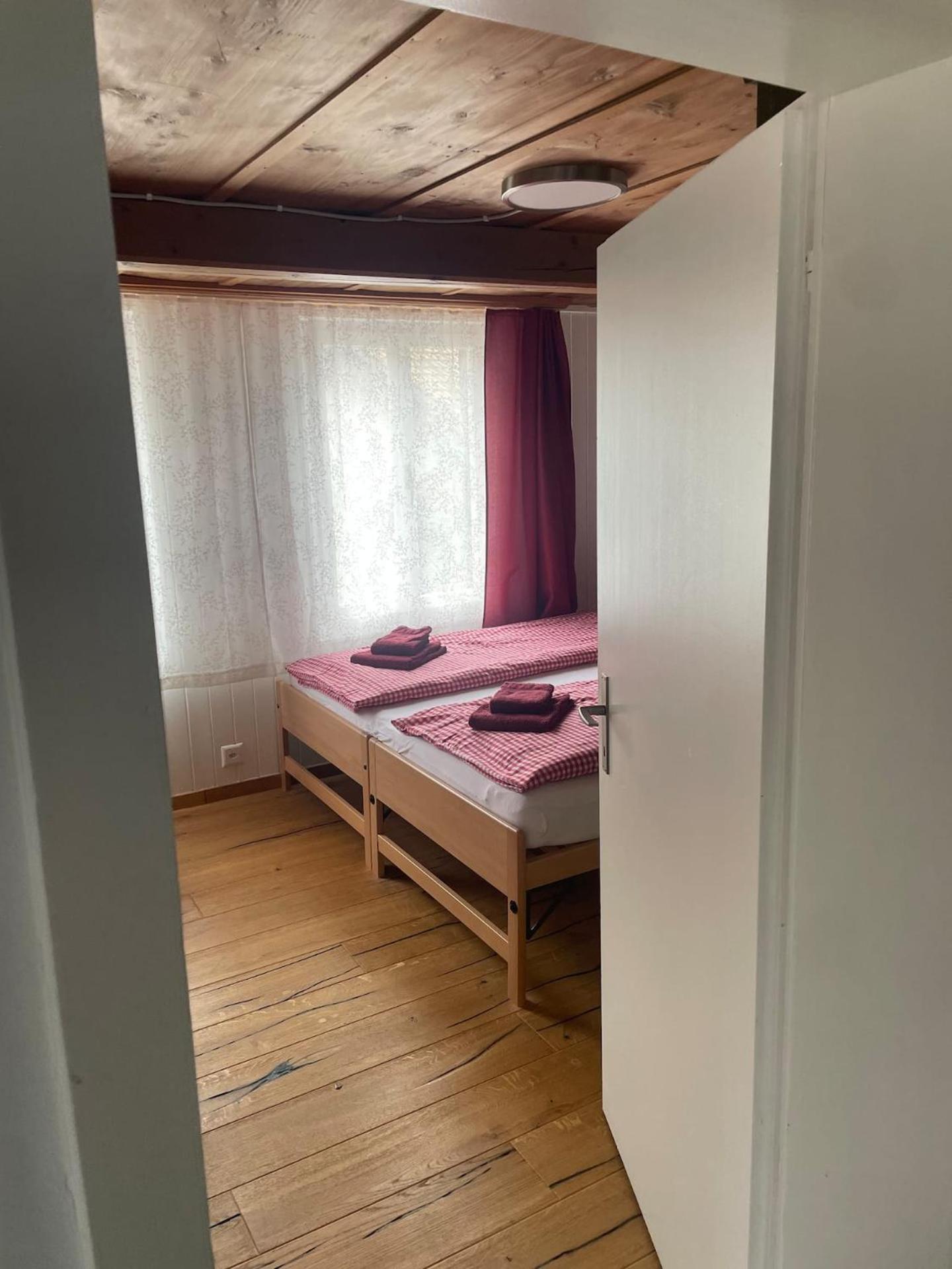 Charming Alpine Retreat By Apartments Capricorn Gsteigwiler Екстериор снимка